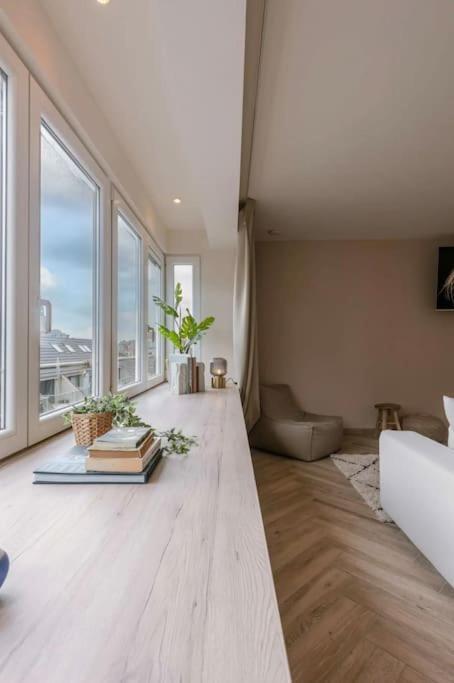 Juan - Stijlvol Appartement Met Uitzicht Op De Kaai Ostende Kültér fotó